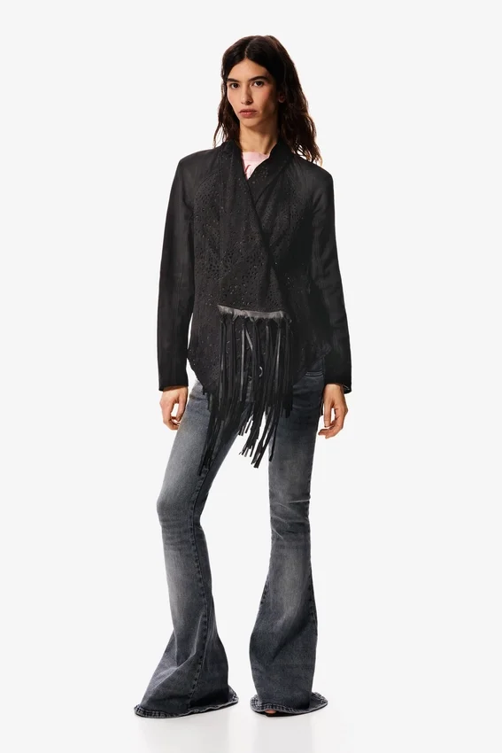 Asymmetrische Jacke aus 100 % Leder von Masha Popova Asymmetrische Jacke aus 100 % Leder von Masha Popova