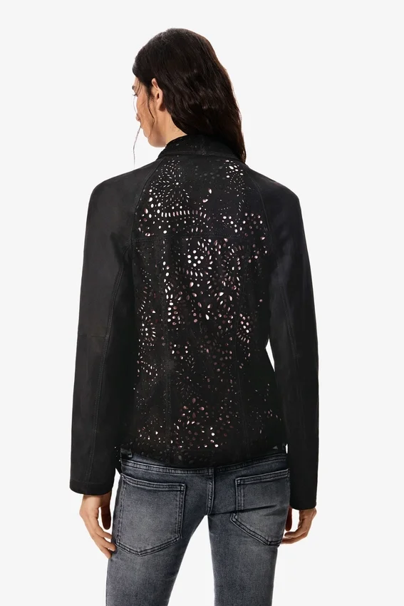 Asymmetrische Jacke aus 100 % Leder von Masha Popova Asymmetrische Jacke aus 100 % Leder von Masha Popova