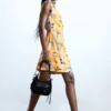 Asymmetrisches Blumenkleid Asymmetrisches Blumenkleid