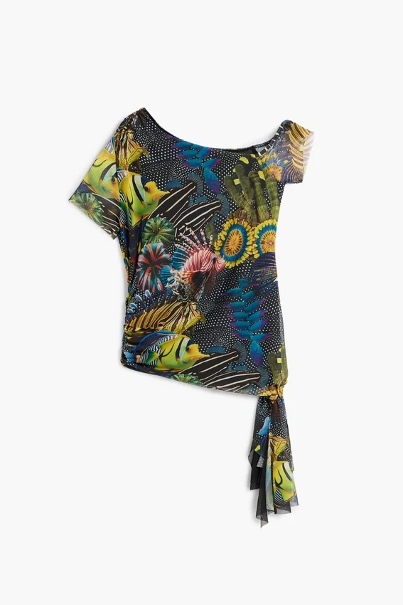 Asymmetrisches Lacorix-T-Shirt Asymmetrisches Lacorix-T-Shirt
