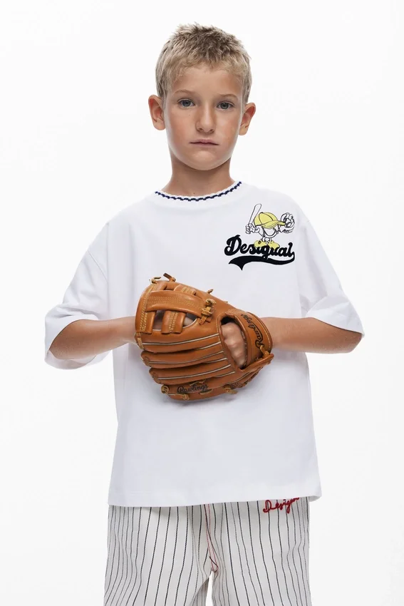 Baseball-T-Shirt mit kurzen Ärmeln Baseball-T-Shirt mit kurzen Ärmeln