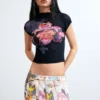 Bedruckte Bluse mit hohem Kragen Bedruckte Bluse mit hohem Kragen