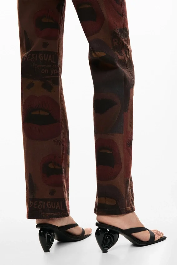 Bedruckte Jeans-Hose Bedruckte Jeans-Hose