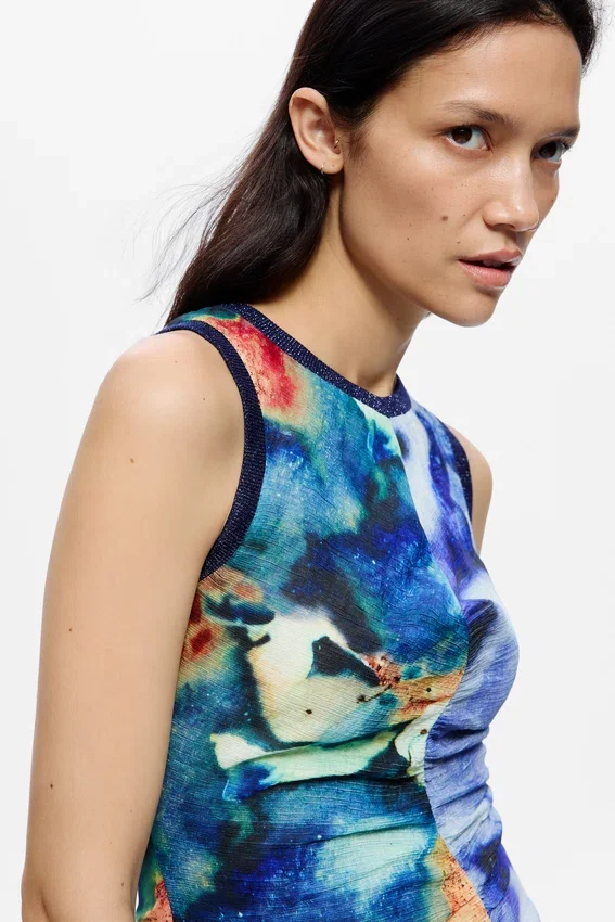 Bedruckte ärmellose Bluse Bedruckte ärmellose Bluse