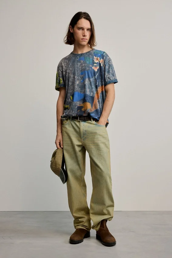 Bedrucktes Arty-T-Shirt Bedrucktes Arty-T-Shirt