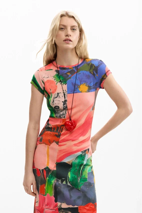 Bedrucktes, figurbetontes Kleid Bedrucktes, figurbetontes Kleid
