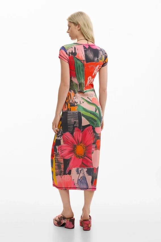 Bedrucktes, figurbetontes Kleid Bedrucktes, figurbetontes Kleid