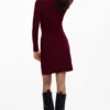 Langärmliges Strickkleid Langärmliges Strickkleid