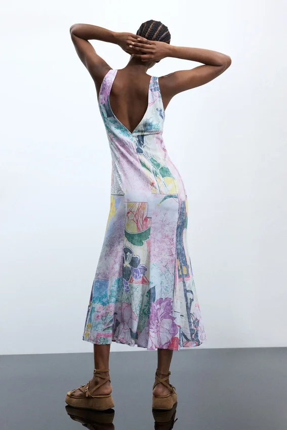Bedrucktes Langarm-Kleid Bedrucktes Langarm-Kleid