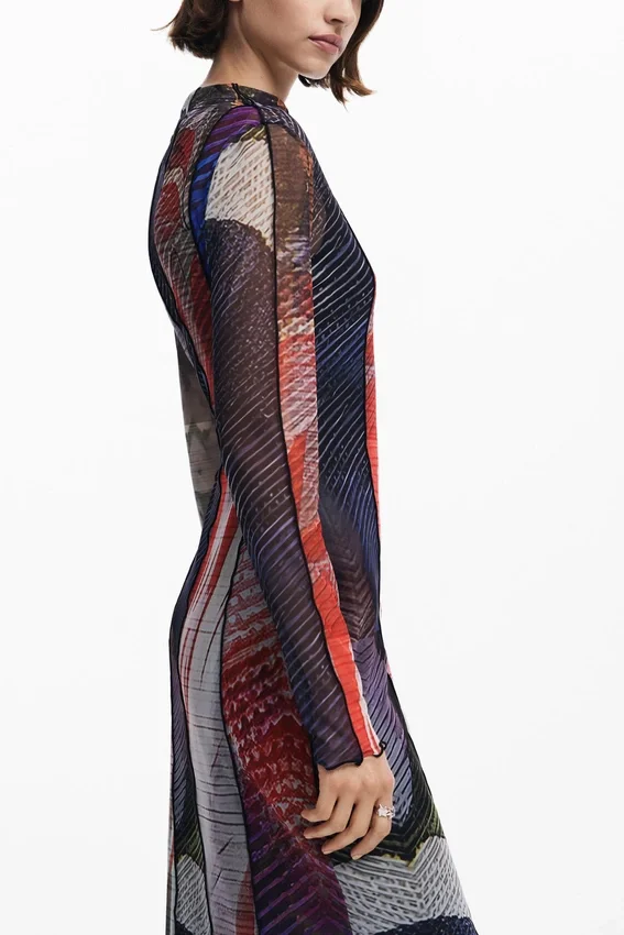 Bedrucktes Midi-Kleid aus Tüll Bedrucktes Midi-Kleid aus Tüll