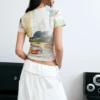 Bedrucktes T-Shirt aus 100 % Baumwolle Bedrucktes T-Shirt aus 100 % Baumwolle