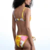 Bedrucktes Triangel-Bikini-Oberteil Bedrucktes Triangel-Bikini-Oberteil