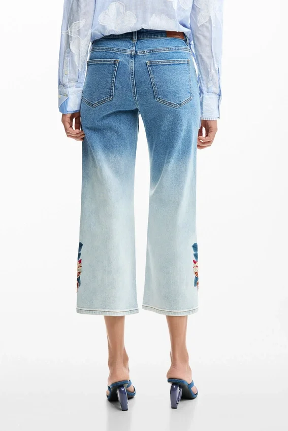 Bestickte Culotte-Jeans Bestickte Culotte-Jeans