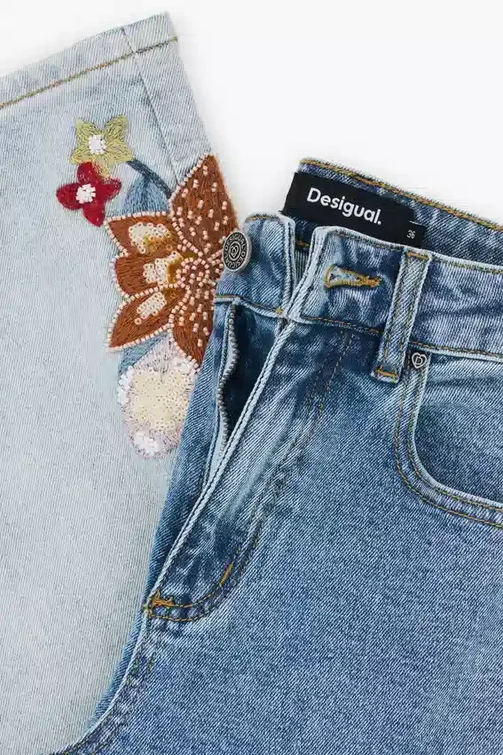 Bestickte Culotte-Jeans Bestickte Culotte-Jeans