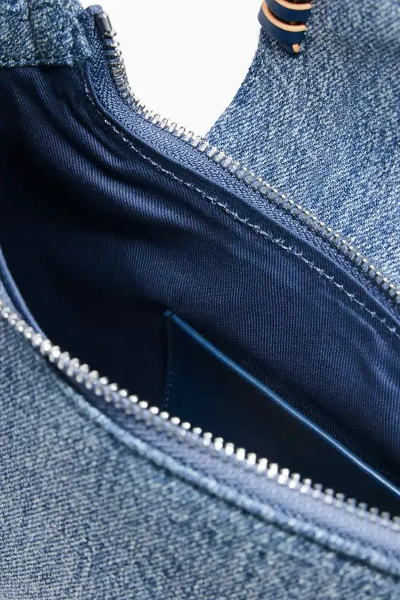 Bestickte Denim-Tasche Bestickte Denim-Tasche