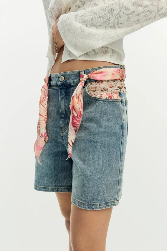 Bestickte Jeansshorts Bestickte Jeansshorts