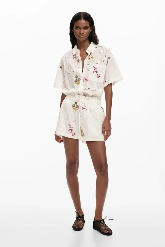 Bestickte Shorts Bestickte Shorts