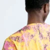 Besticktes bedrucktes T-Shirt Besticktes bedrucktes T-Shirt