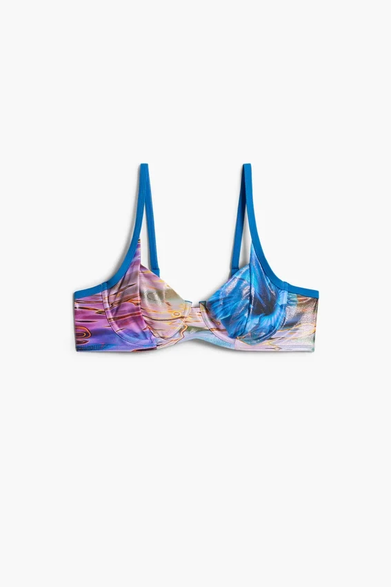Bikini-Oberteil mit Glanzeffekt Bikini-Oberteil mit Glanzeffekt