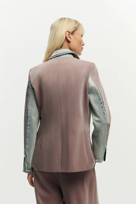 Blazer-Mäntel aus recyceltem Material Blazer-Mäntel aus recyceltem Material