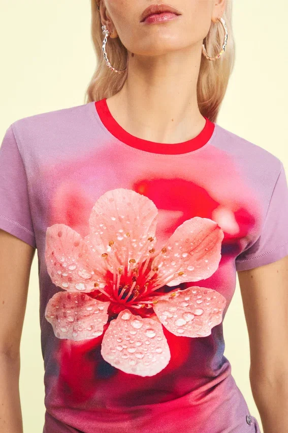 Blumen-T-Shirt Blumen-T-Shirt