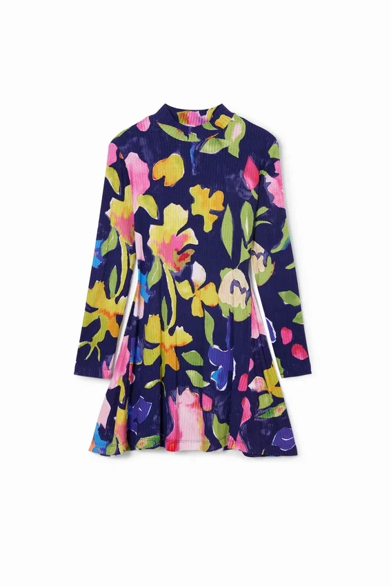 Blumenkleid mit hohem Kragen Blumenkleid mit hohem Kragen