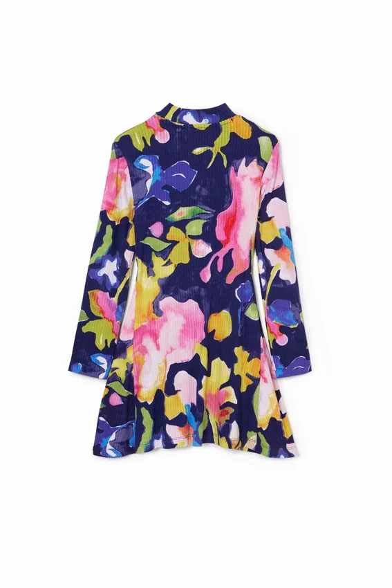 Blumenkleid mit hohem Kragen Blumenkleid mit hohem Kragen