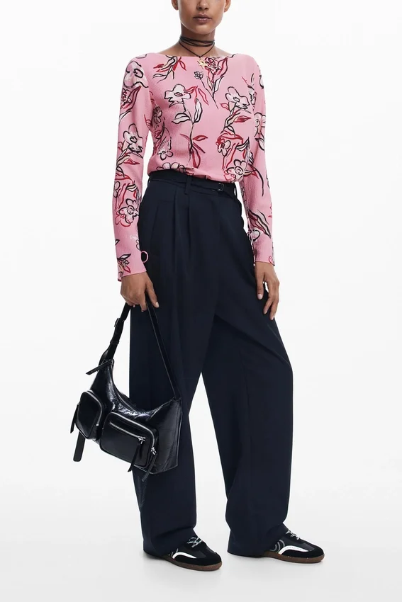 Bluse mit Blumenmuster Bluse mit Blumenmuster