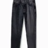 Carrot-Jeans mit doppeltem Bund Carrot-Jeans mit doppeltem Bund