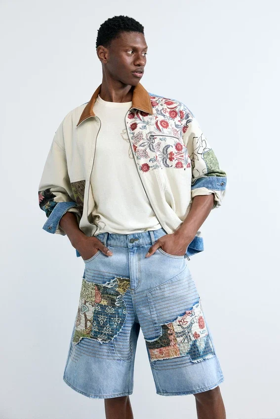 Denim-Bermudas mit Aufnähern Denim-Bermudas mit Aufnähern