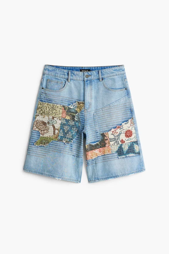 Denim-Bermudas mit Aufnähern Denim-Bermudas mit Aufnähern