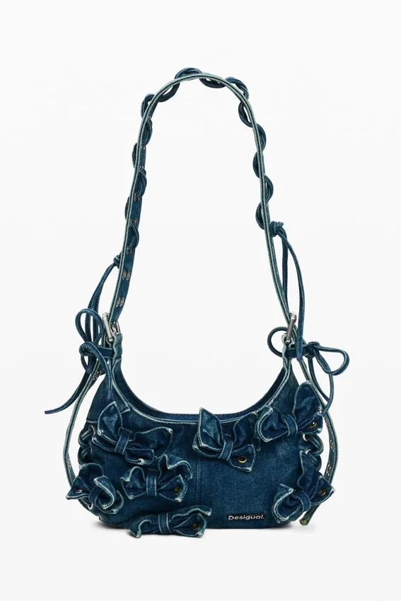 Denim-Tasche mit Applikationen Denim-Tasche mit Applikationen