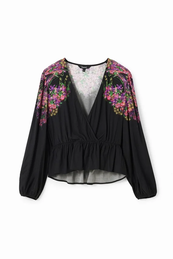 Digital bedruckte Wickelbluse mit Blumenmuster Digital bedruckte Wickelbluse mit Blumenmuster