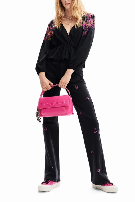 Digital bedruckte Wickelbluse mit Blumenmuster Digital bedruckte Wickelbluse mit Blumenmuster