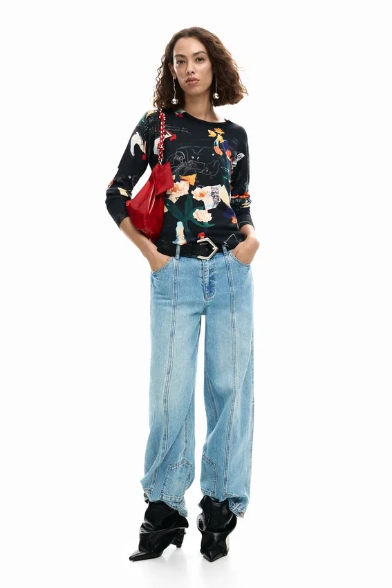 Dünner Pullover mit Pflanzenmotiv Dünner Pullover mit Pflanzenmotiv