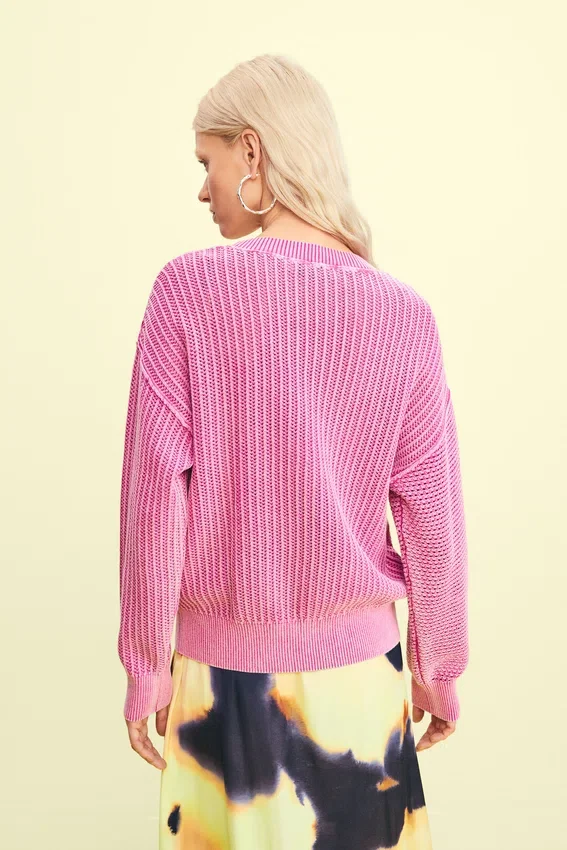 Einfacher Strickpullover Einfacher Strickpullover