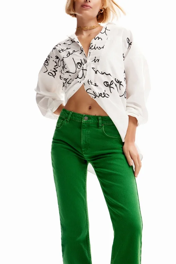 Einfarbige Flare-Jeans Einfarbige Flare-Jeans
