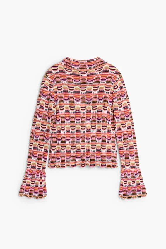 Farbenfroher Strickpullover Farbenfroher Strickpullover