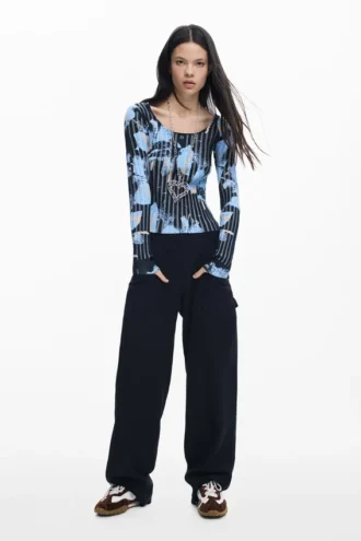 Feiner Pullover mit floraler Textur Feiner Pullover mit floraler Textur