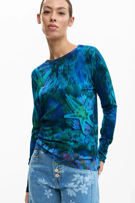 Feiner Pullover mit Gartenblumenmuster Feiner Pullover mit Gartenblumenmuster