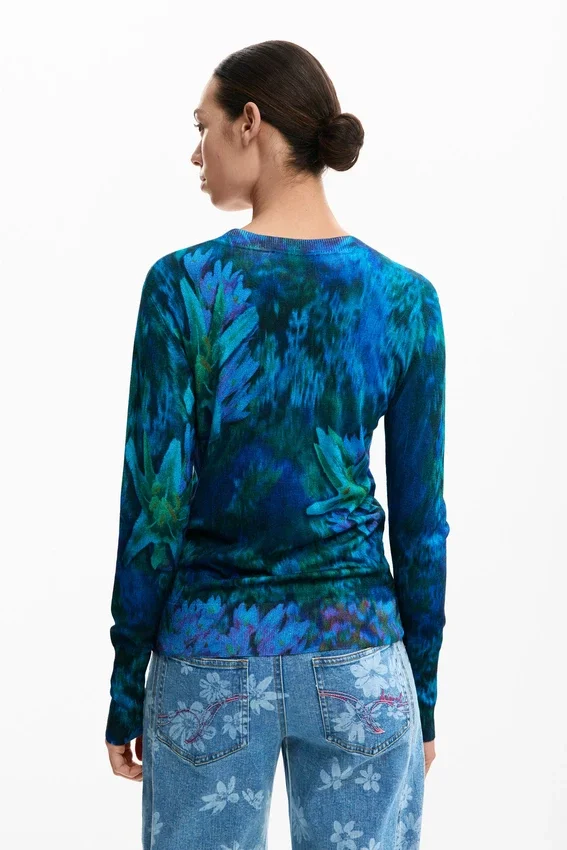 Feiner Pullover mit Gartenblumenmuster Feiner Pullover mit Gartenblumenmuster