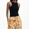 Fließende Hose mit Blumenmuster Fließende Hose mit Blumenmuster