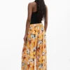 Fließende Hose mit Blumenmuster Fließende Hose mit Blumenmuster