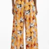 Fließende Hose mit Blumenmuster Fließende Hose mit Blumenmuster