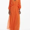 Fließendes langes Kleid Fließendes langes Kleid