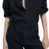 Gerade geschnittene Jeans mit Ziernähten Gerade geschnittene Jeans mit Ziernähten