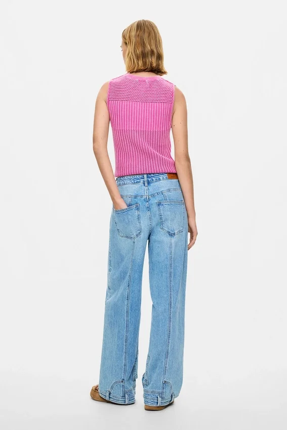 Gerade Jeans mit Inverted-Effekt Gerade Jeans mit Inverted-Effekt
