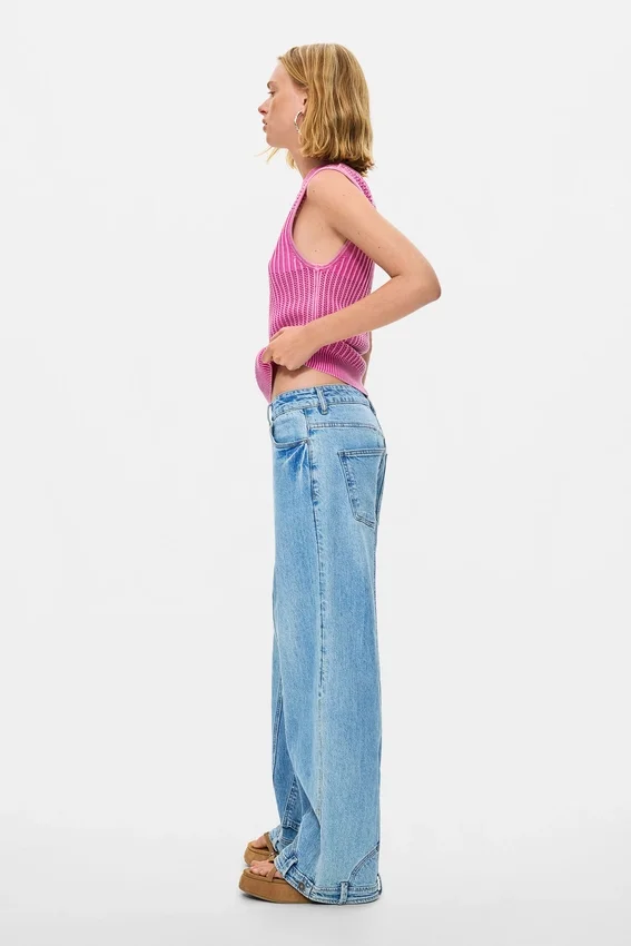 Gerade Jeans mit Inverted-Effekt Gerade Jeans mit Inverted-Effekt