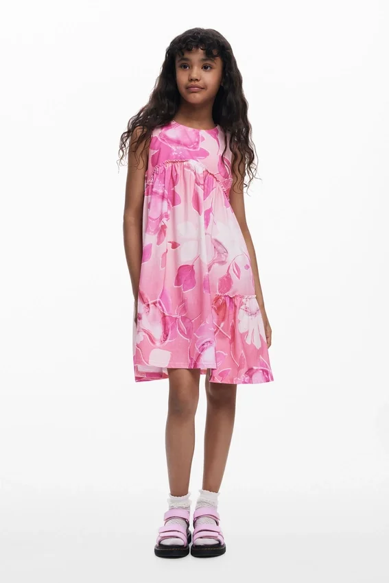 Gerafftes Blumenkleid Gerafftes Blumenkleid