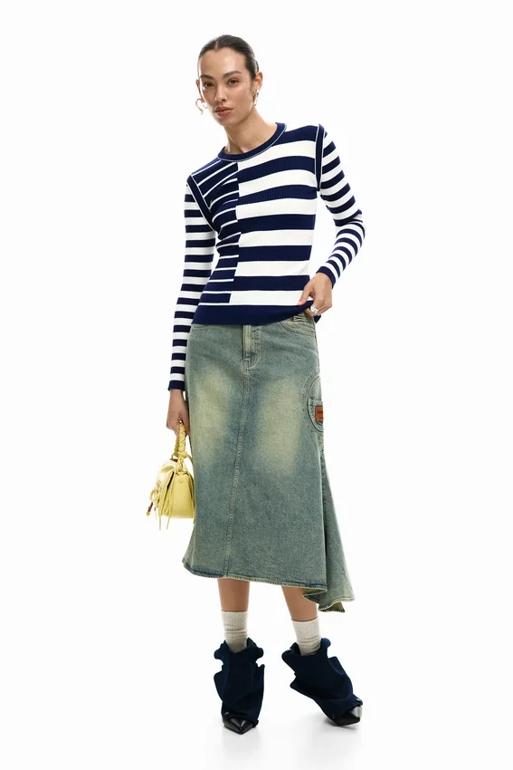 Gestreifter Pullover mit Rippstrick Gestreifter Pullover mit Rippstrick